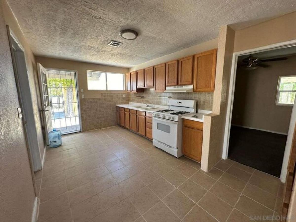 Picture of Home For Sale in Needles, California, United States