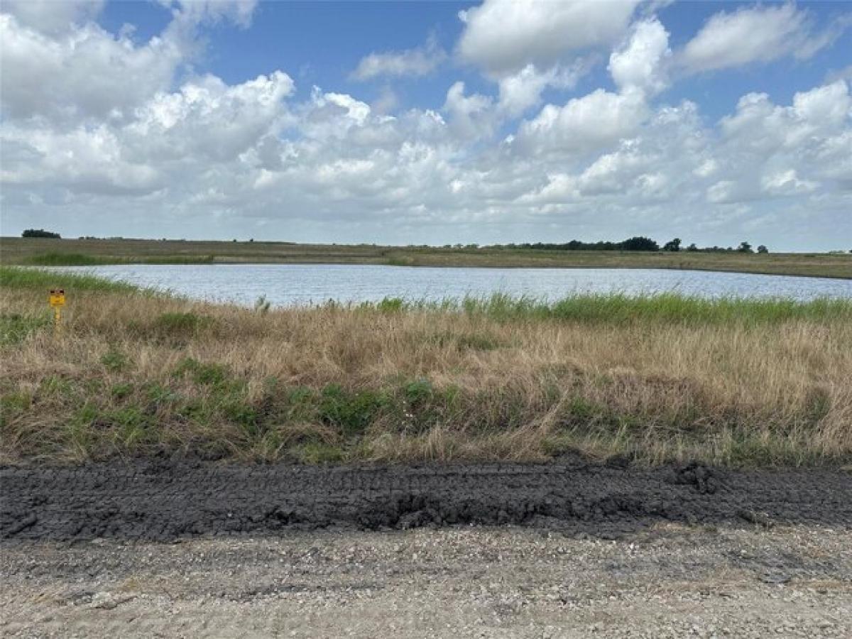 Picture of Residential Land For Sale in Caddo Mills, Texas, United States