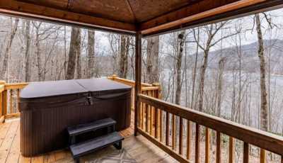 Home For Sale in Topton, North Carolina