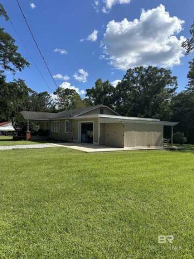 Home For Sale in Bay Minette, Alabama