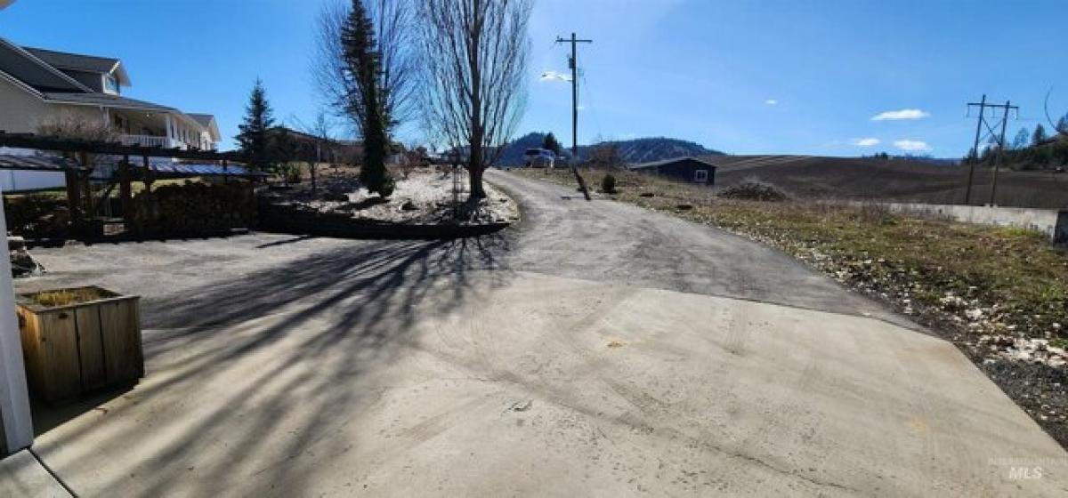 Picture of Home For Sale in Kamiah, Idaho, United States