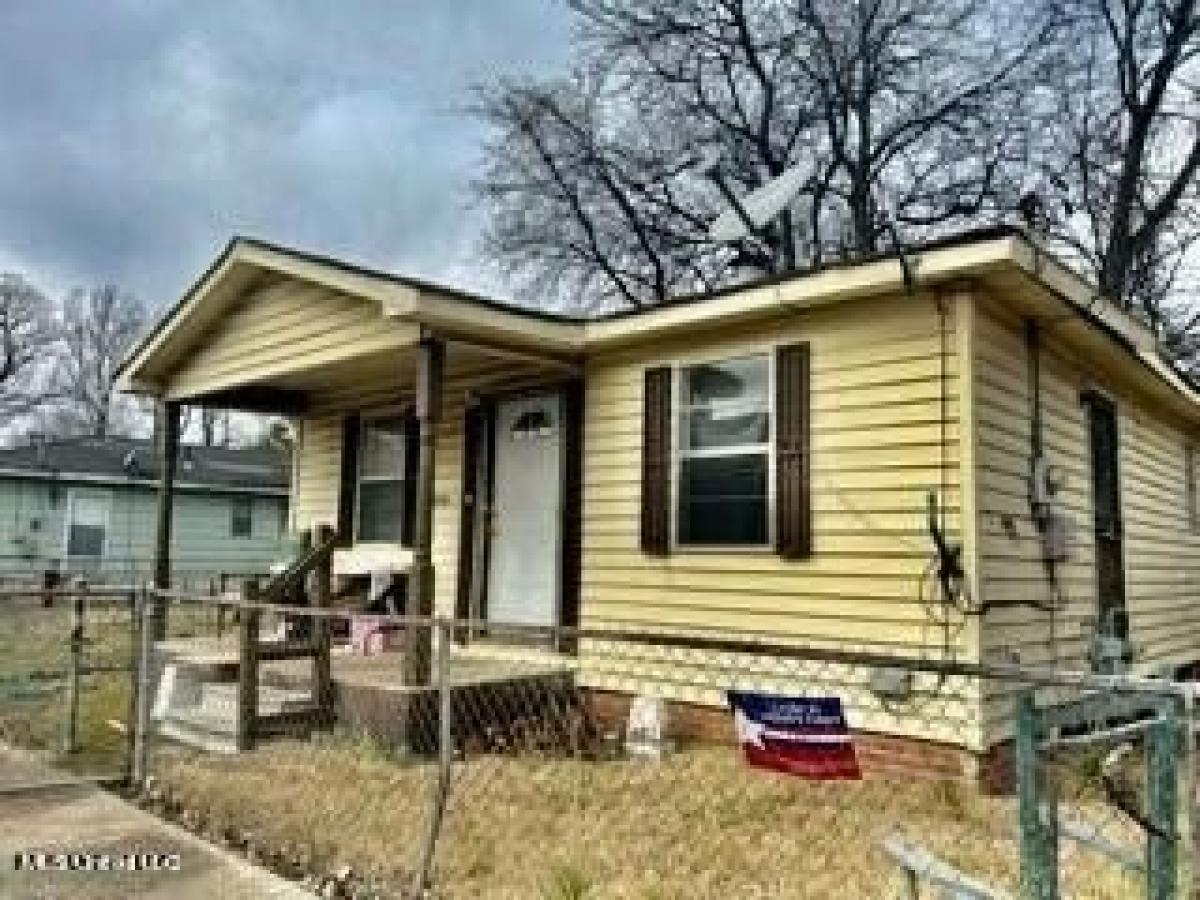 Picture of Home For Rent in Greenwood, Mississippi, United States