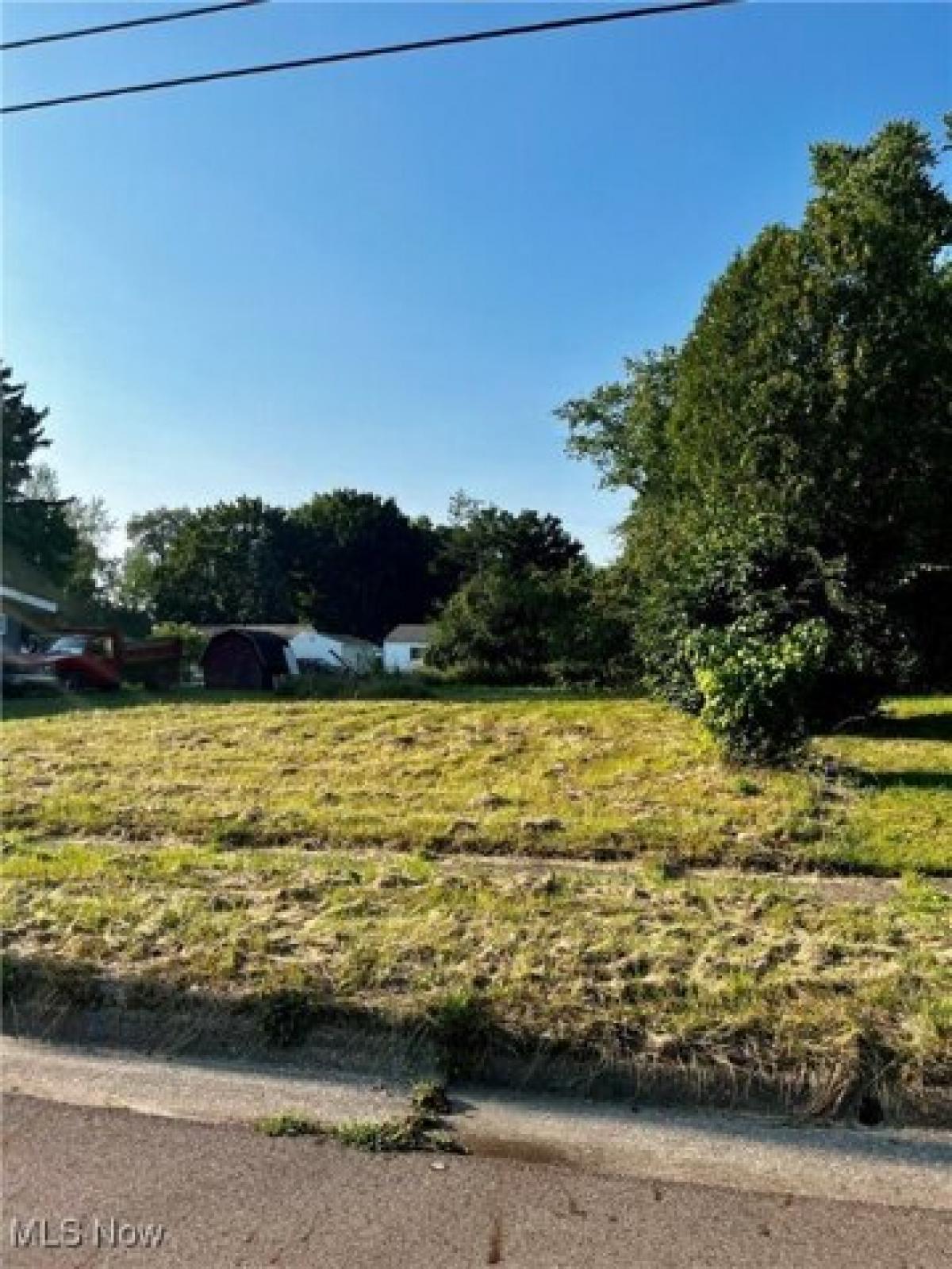 Picture of Residential Land For Sale in Akron, Ohio, United States