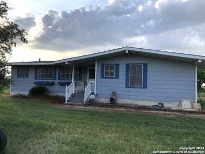 Home For Rent in Falls City, Texas