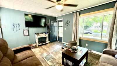 Home For Sale in Chesterton, Indiana