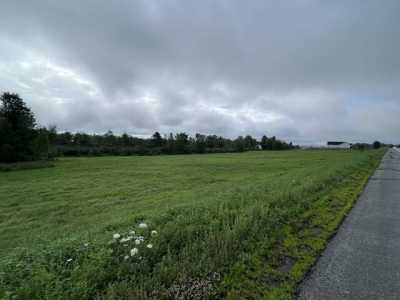 Residential Land For Sale in Newport, Maine