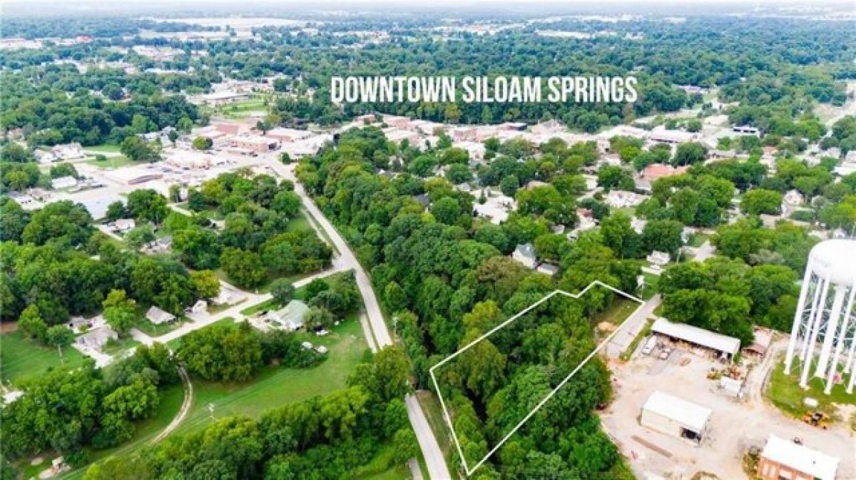 Picture of Residential Land For Sale in Siloam Springs, Arkansas, United States