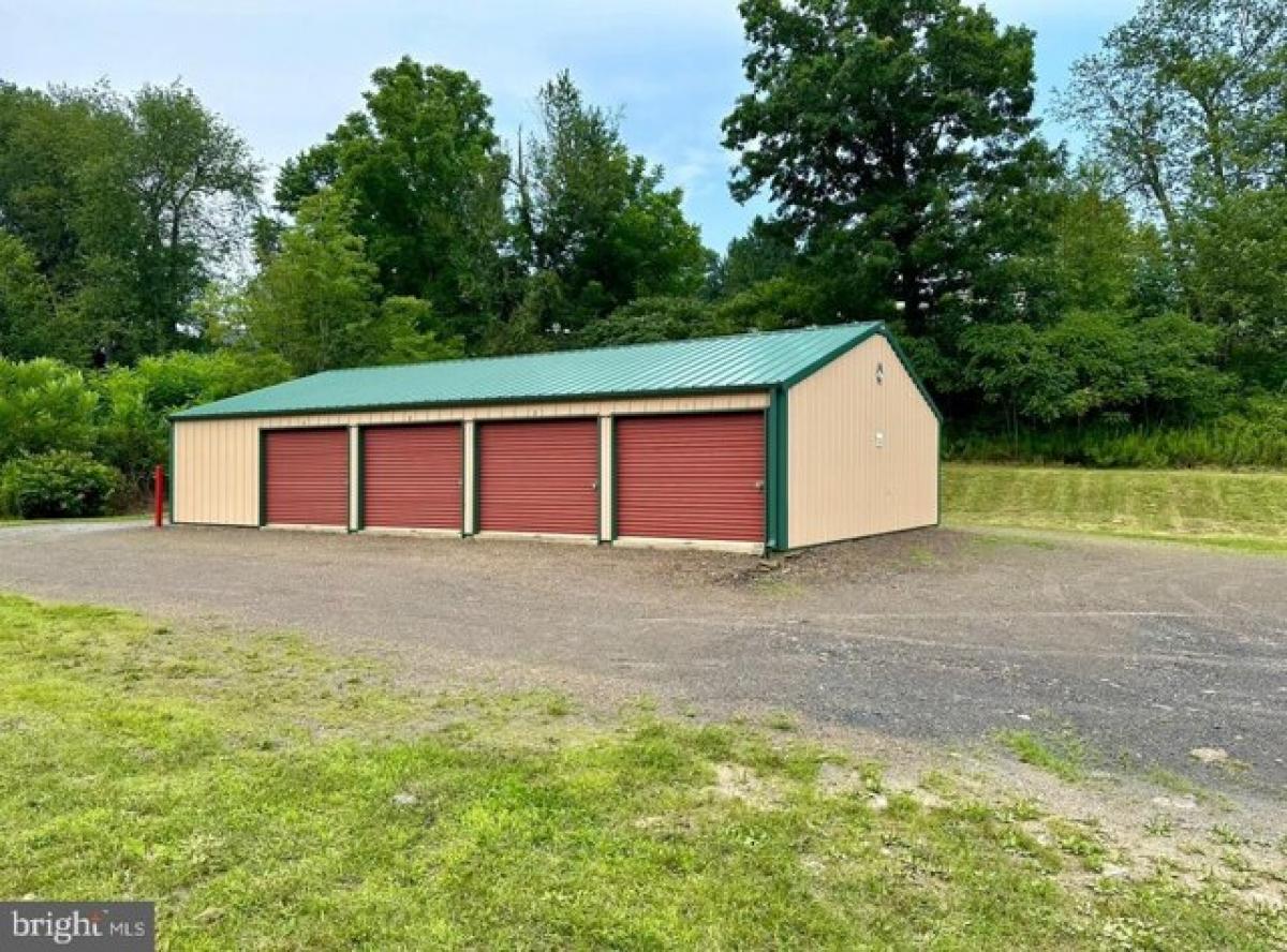 Picture of Home For Sale in Morrisdale, Pennsylvania, United States