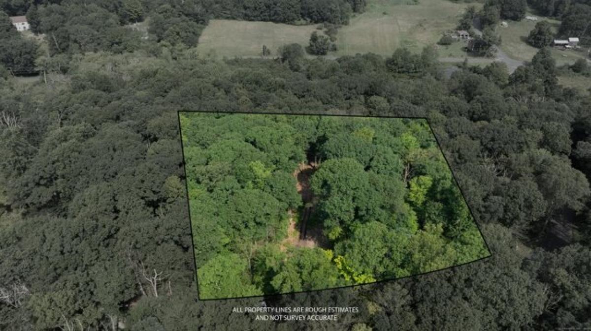 Picture of Residential Land For Sale in Haddam, Connecticut, United States