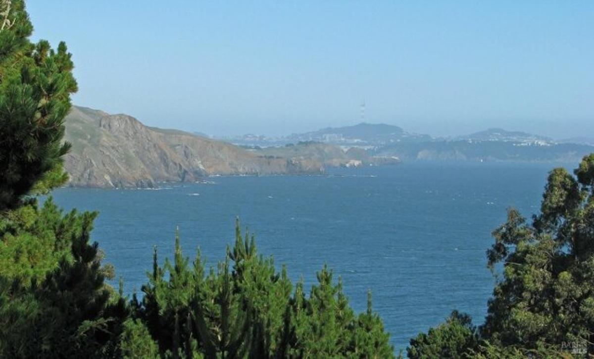 Picture of Residential Land For Sale in Muir Beach, California, United States