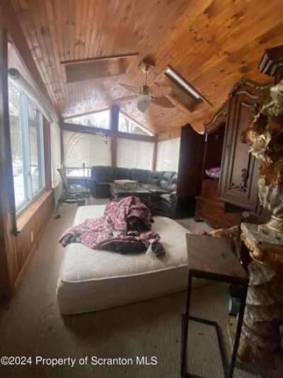 Home For Sale in Lake Ariel, Pennsylvania