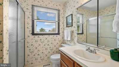 Home For Sale in Newtown, Pennsylvania