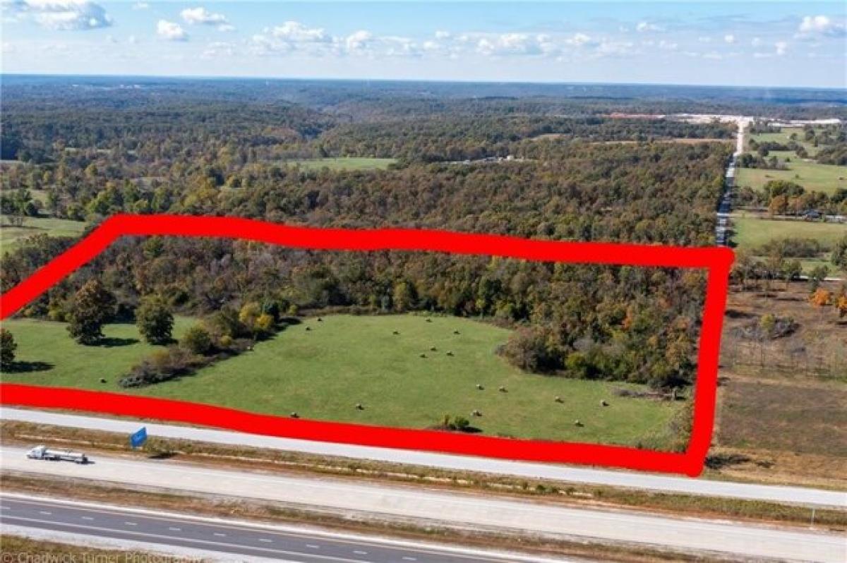 Picture of Residential Land For Sale in Gravette, Arkansas, United States