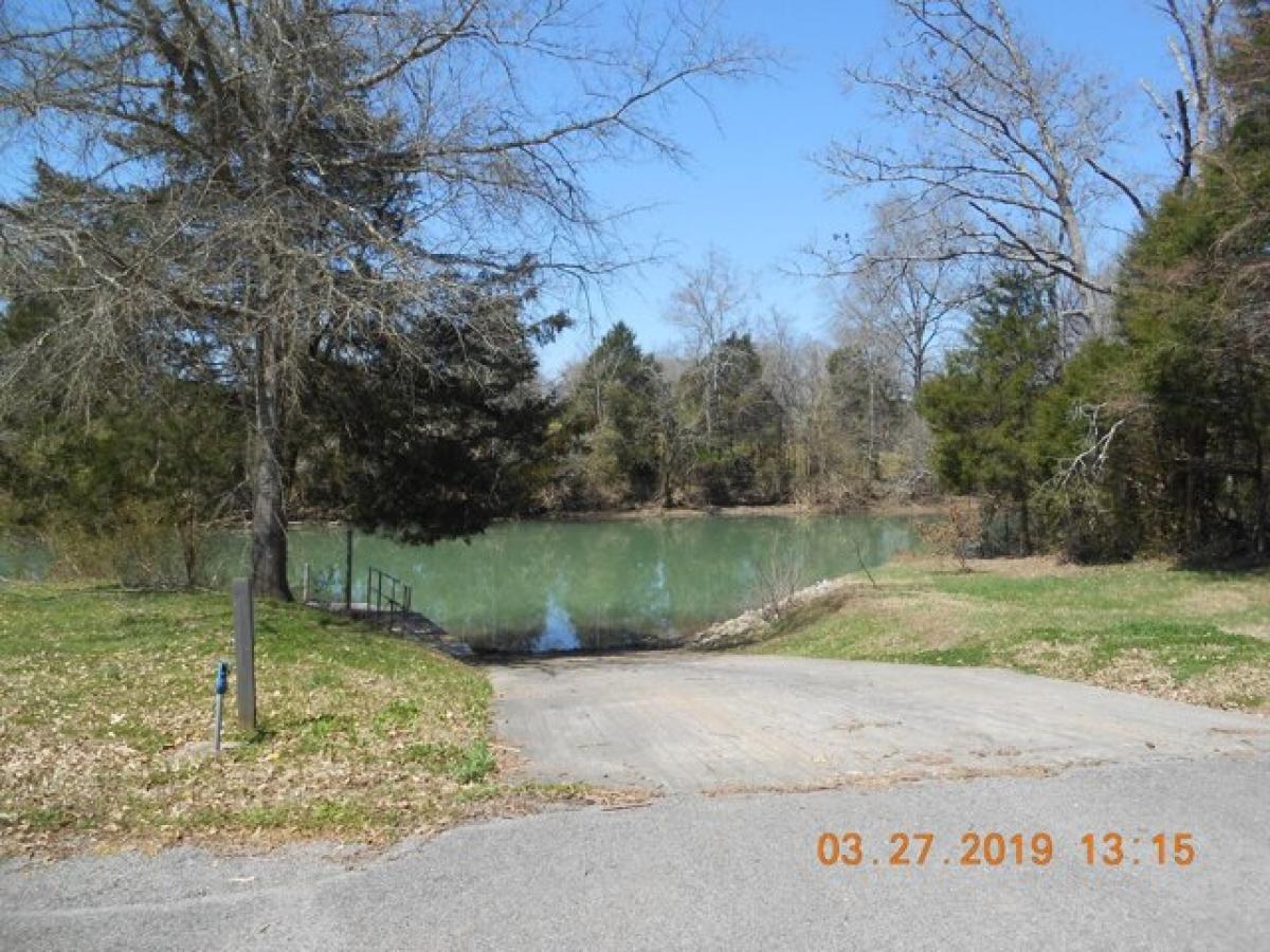 Picture of Residential Land For Sale in Decatur, Tennessee, United States