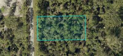 Residential Land For Sale in Alva, Florida