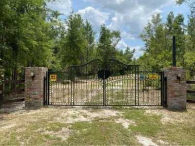 Residential Land For Sale in Lee, Florida