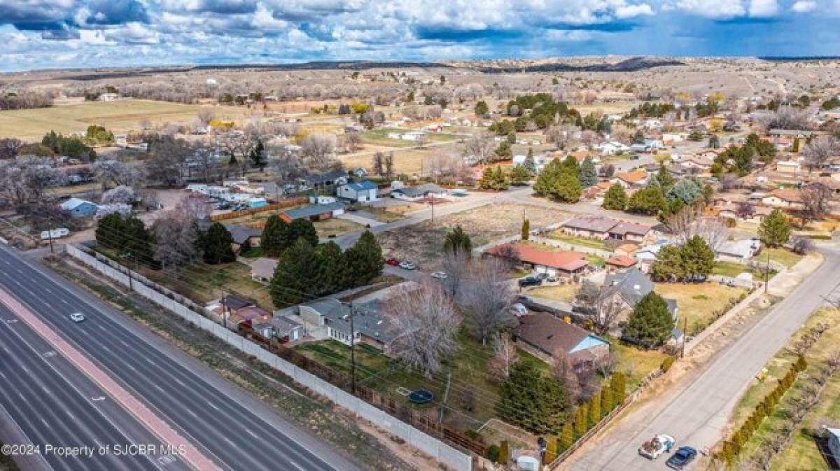 Picture of Home For Sale in Bloomfield, New Mexico, United States