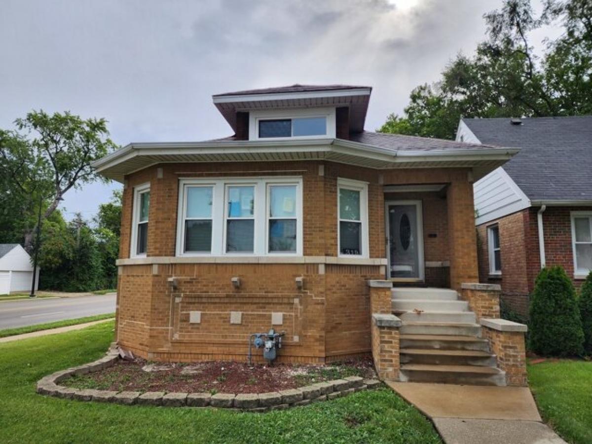 Picture of Home For Rent in Bellwood, Illinois, United States