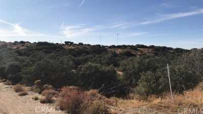 Residential Land For Sale in Oak Hills, California