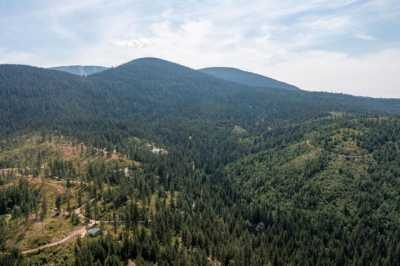 Residential Land For Sale in Elk, Washington