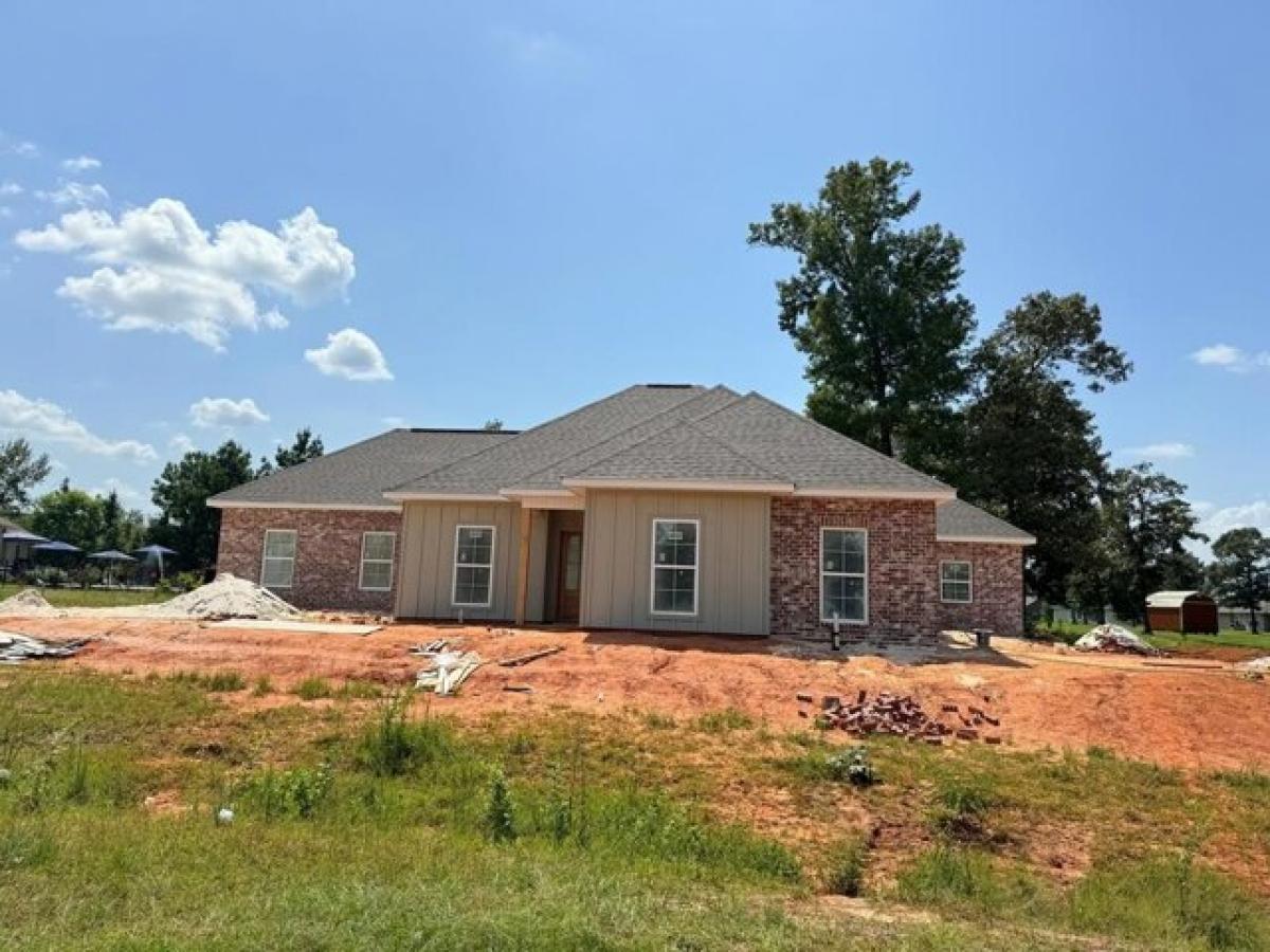 Picture of Home For Sale in Carriere, Mississippi, United States