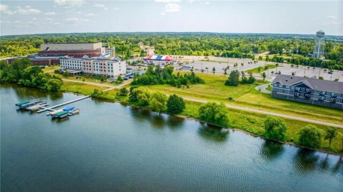 Picture of Home For Sale in Bemidji, Minnesota, United States