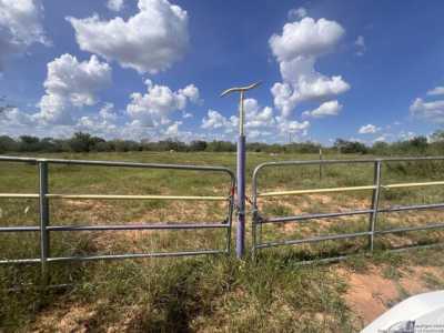 Residential Land For Sale in Pleasanton, Texas