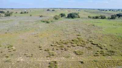 Residential Land For Sale in Floresville, Texas