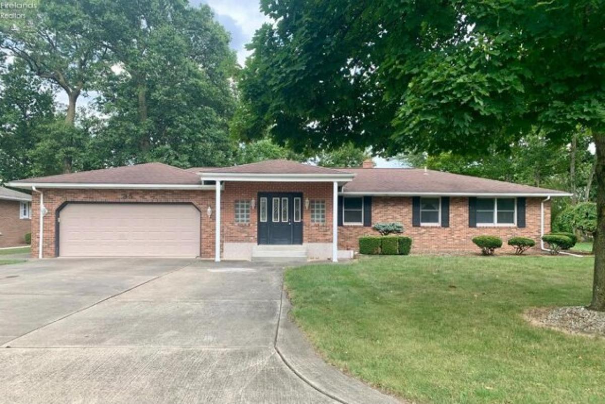 Picture of Home For Sale in Fremont, Ohio, United States