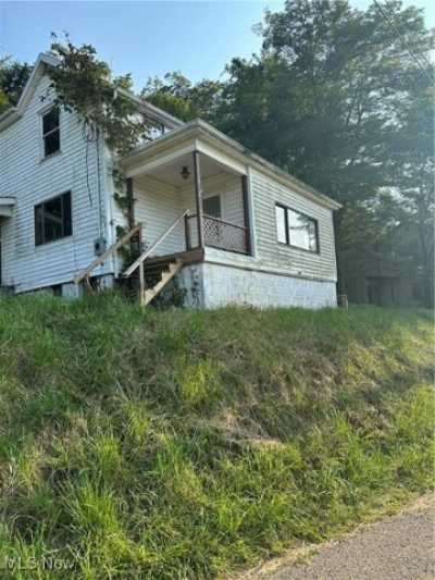 Home For Sale in Chester, West Virginia