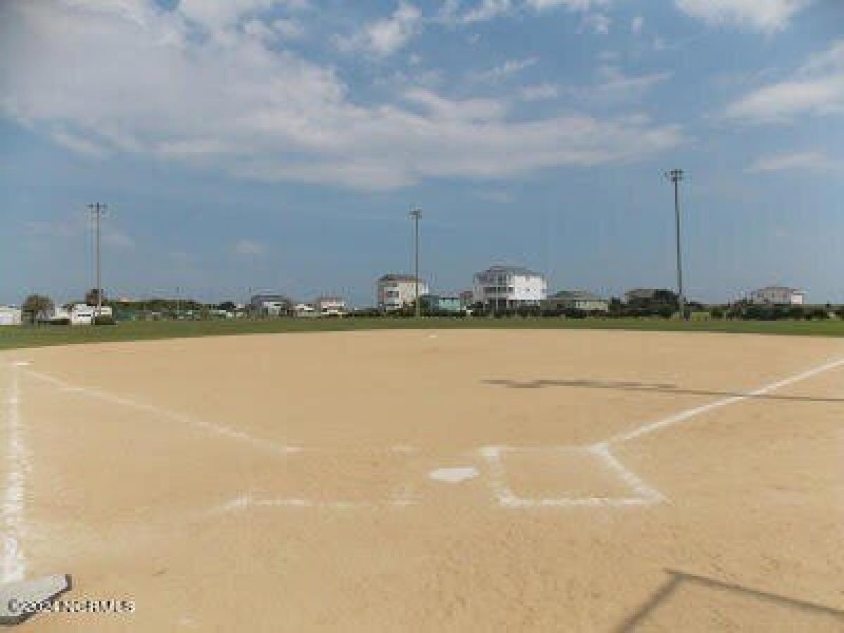 Picture of Residential Land For Sale in Oak Island, North Carolina, United States