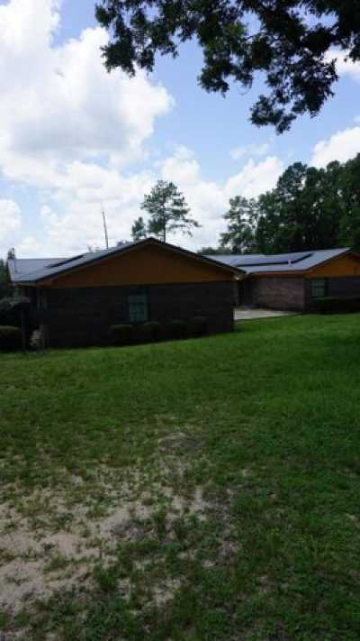 Home For Sale in Defuniak Springs, Florida