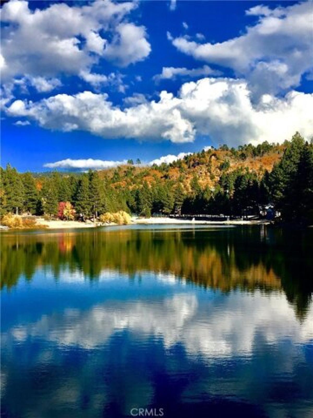 Picture of Home For Sale in Green Valley Lake, California, United States