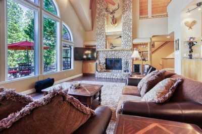 Home For Sale in Shaver Lake, California