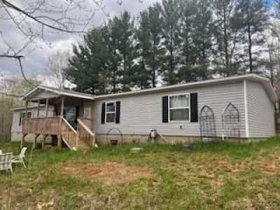 Home For Sale in Spencer, Tennessee