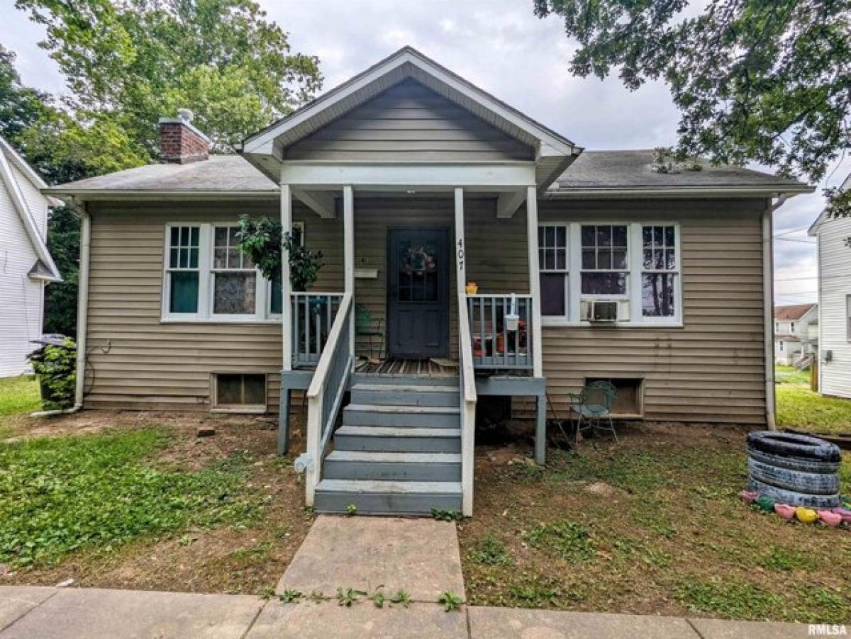 Picture of Home For Sale in Carbondale, Illinois, United States