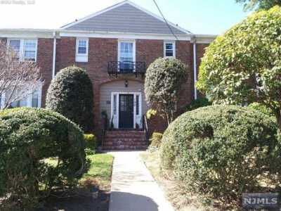 Apartment For Rent in Millburn, New Jersey