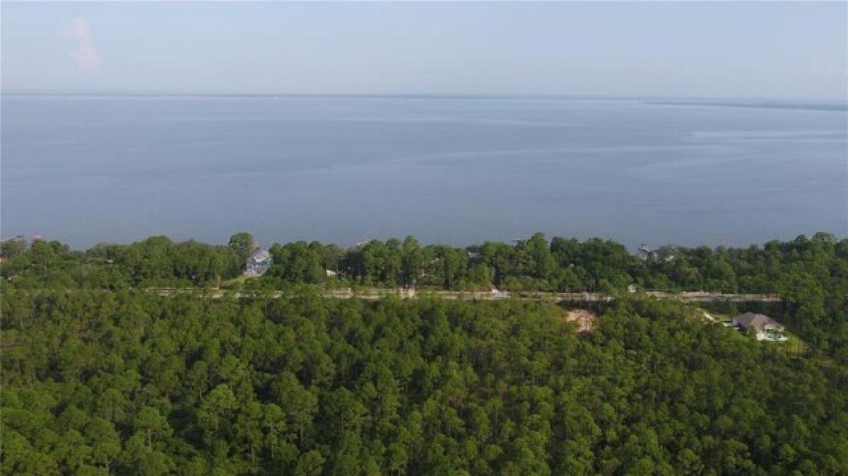 Picture of Residential Land For Sale in Gulf Breeze, Florida, United States