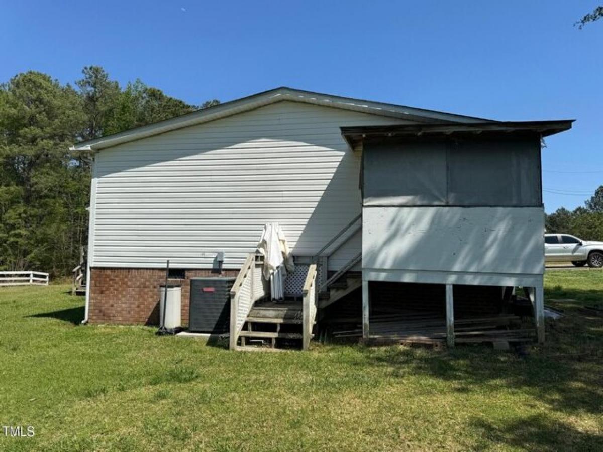 Picture of Home For Sale in Willow Spring, North Carolina, United States