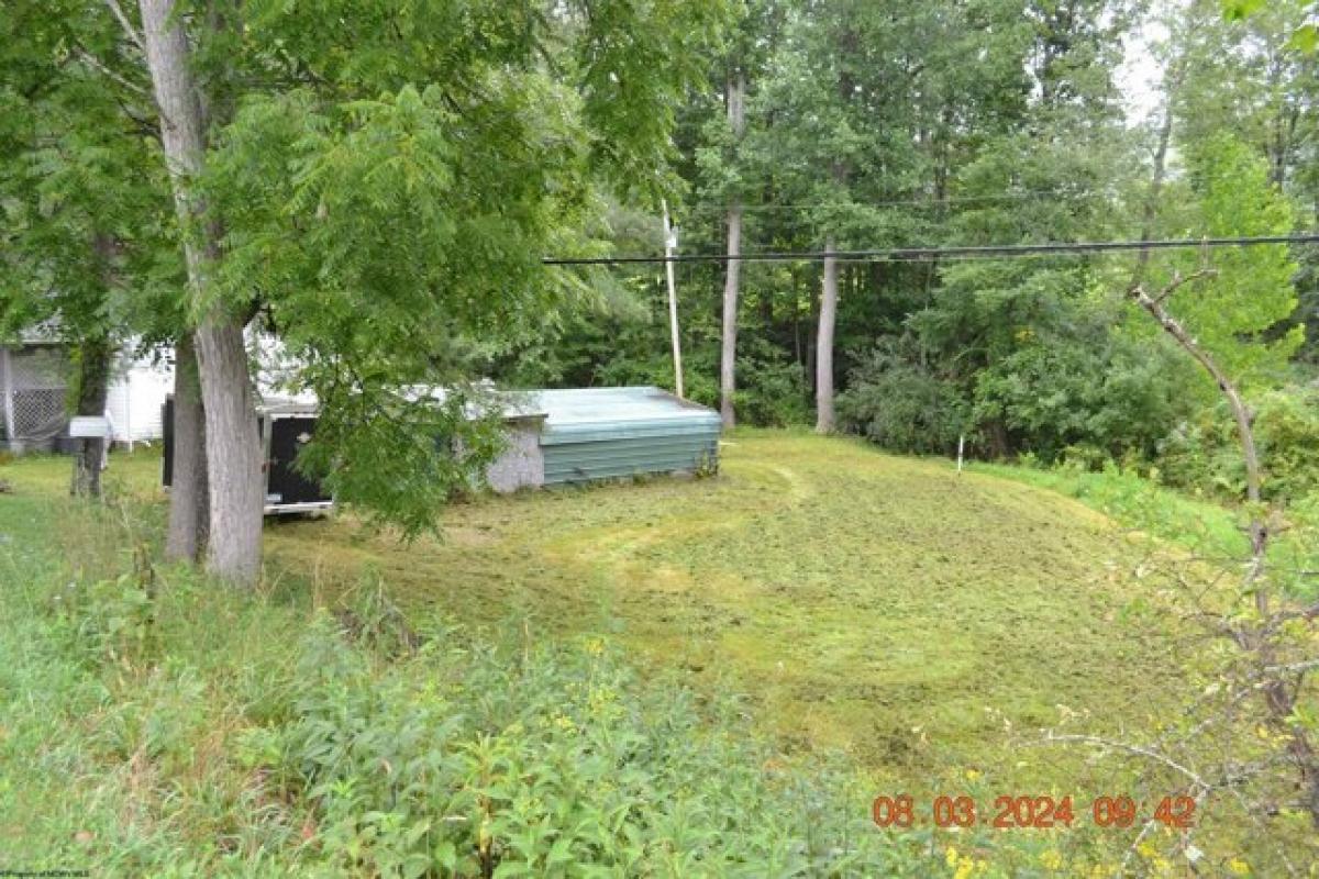 Picture of Home For Sale in Ireland, West Virginia, United States