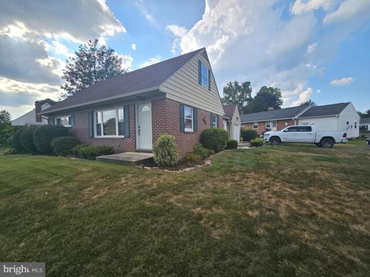 Picture of Home For Sale in Chambersburg, Pennsylvania, United States