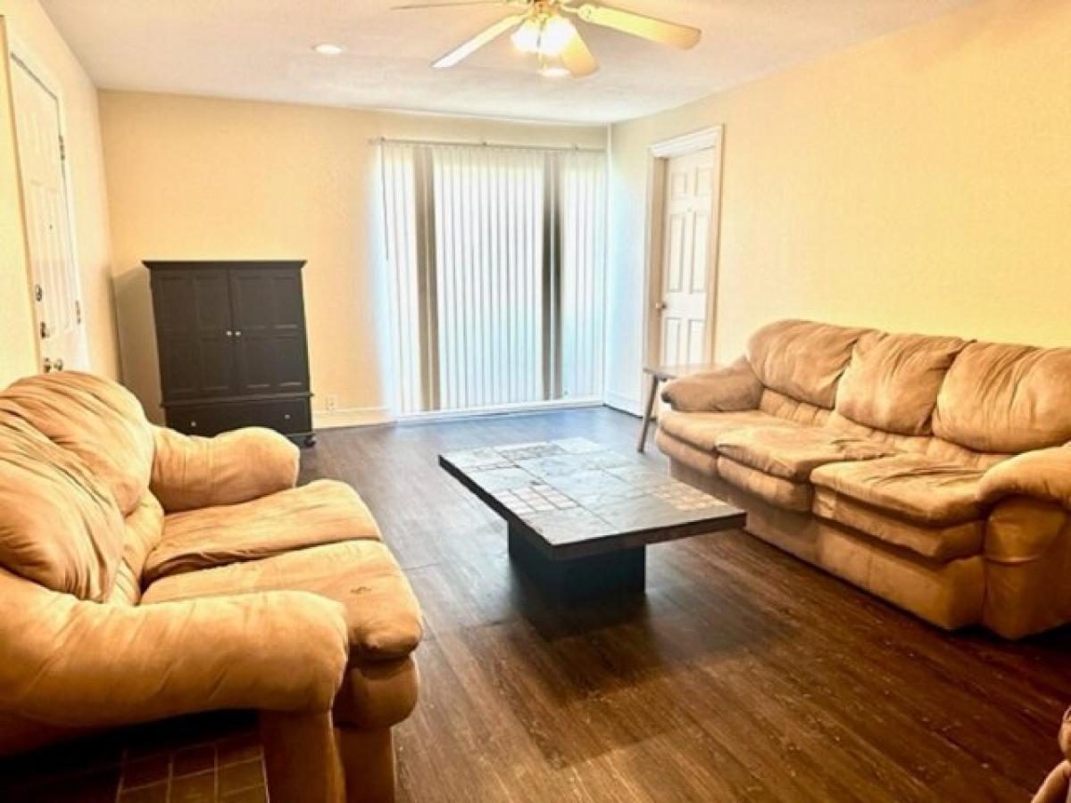 Picture of Apartment For Rent in Denton, Texas, United States