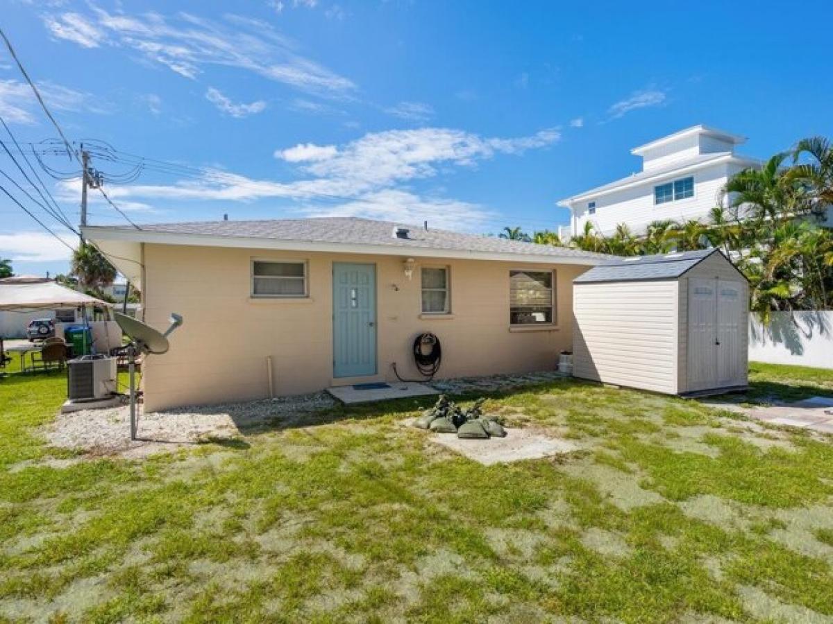 Picture of Home For Sale in Bradenton Beach, Florida, United States