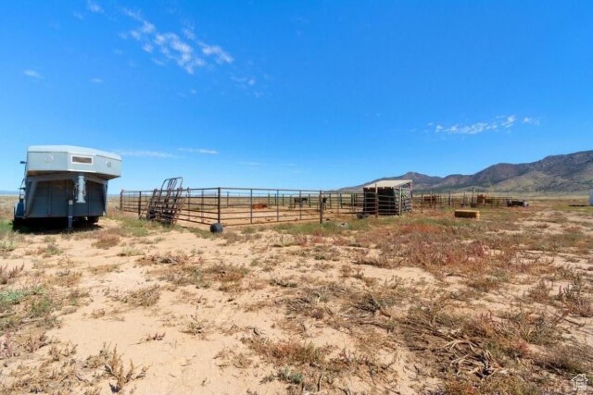 Picture of Home For Sale in Newcastle, Utah, United States