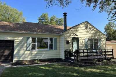 Home For Sale in Coralville, Iowa