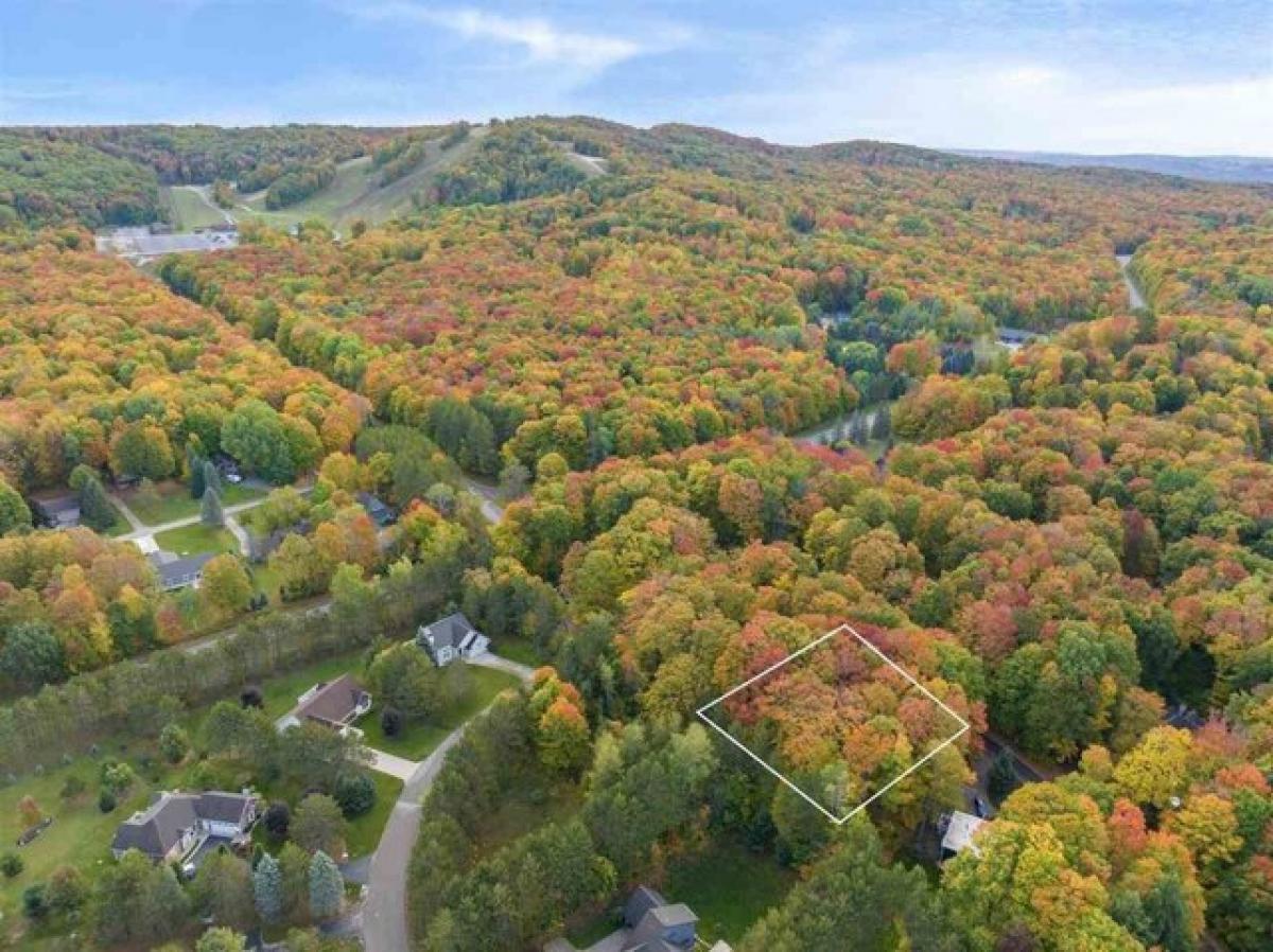 Picture of Residential Land For Sale in Harbor Springs, Michigan, United States