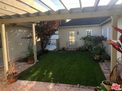 Home For Rent in Studio City, California