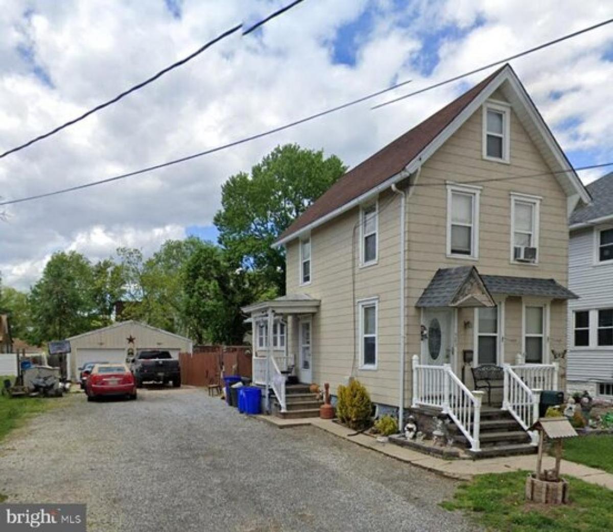 Picture of Home For Sale in Woodbury, New Jersey, United States