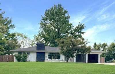 Home For Sale in Washington, Missouri