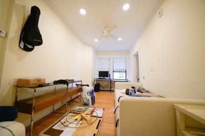 Apartment For Rent in Newton, Massachusetts